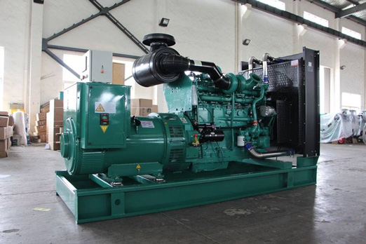 龙江320kw康明斯柴油发电车出租